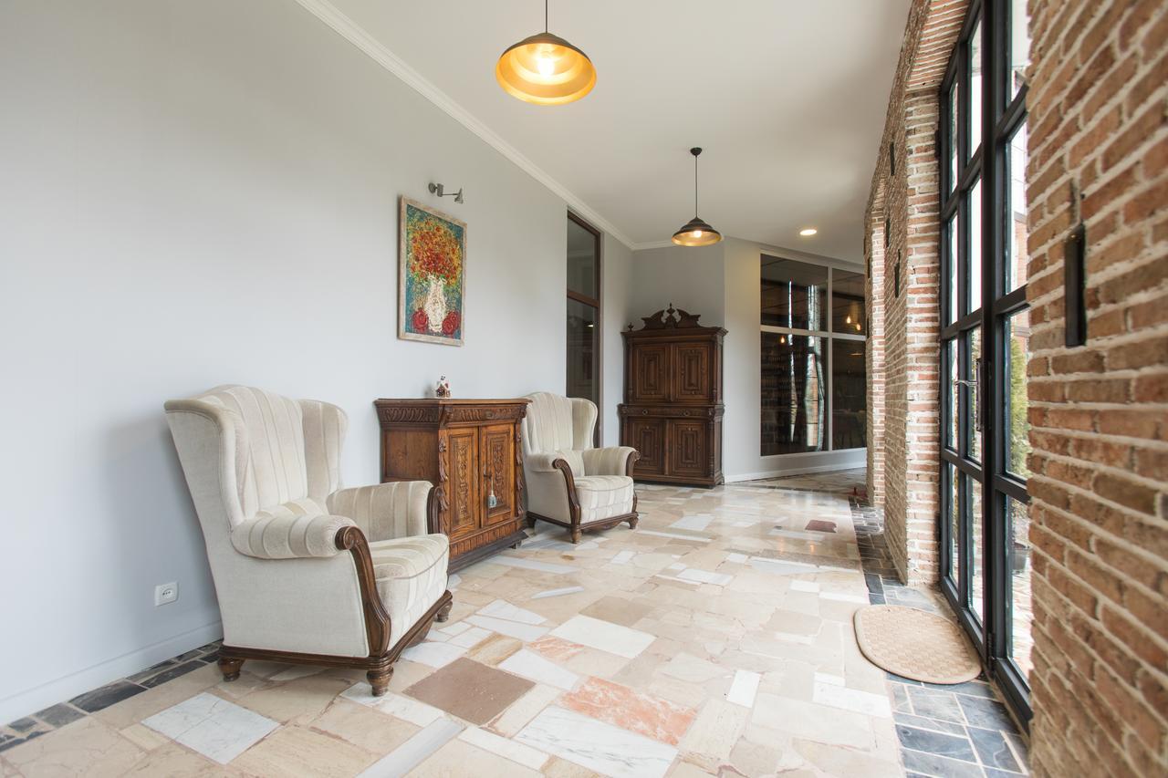 Gremi Hall Hotel Ngoại thất bức ảnh
