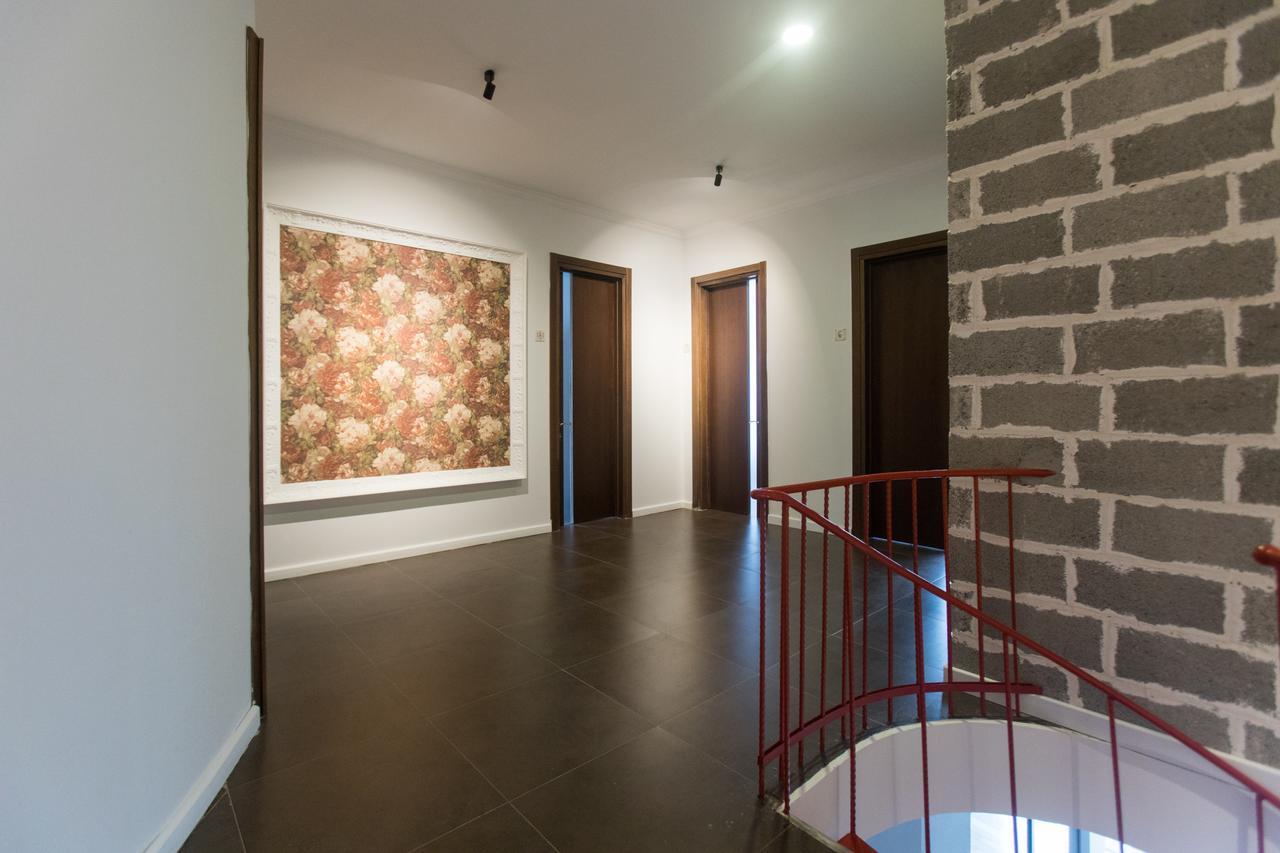 Gremi Hall Hotel Ngoại thất bức ảnh